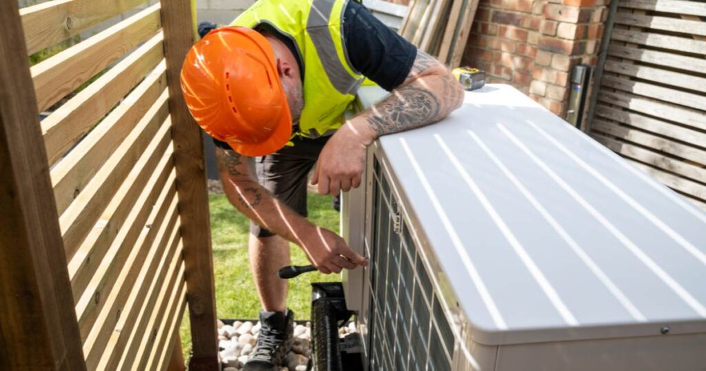 Installation d'une pompe à chaleur.